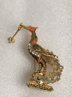 BEAUTIFUL BROOCH VINTAGE TO FASHION 😍😍VERY UNIQUE