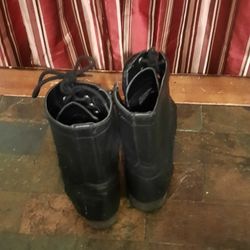 Women's Boots  Size 6