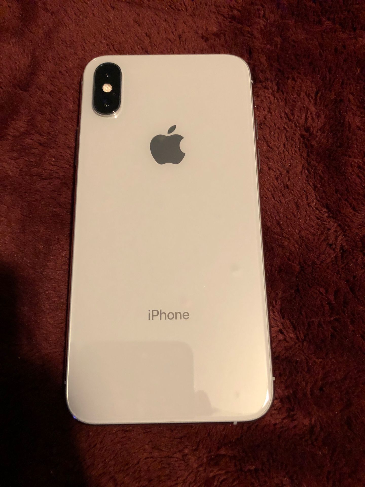 iPhone X