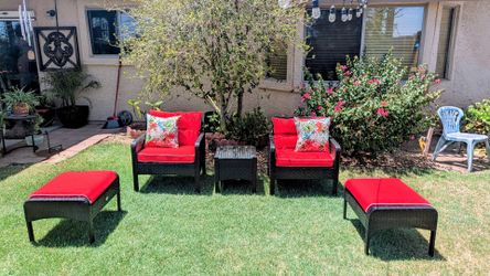 brand new 5 piece patio furniture located in Buckeye