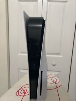 PlayStation 5 Disc Edition (PS5) – Excellent Condition