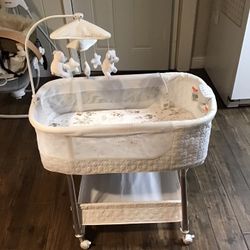 bassinet 