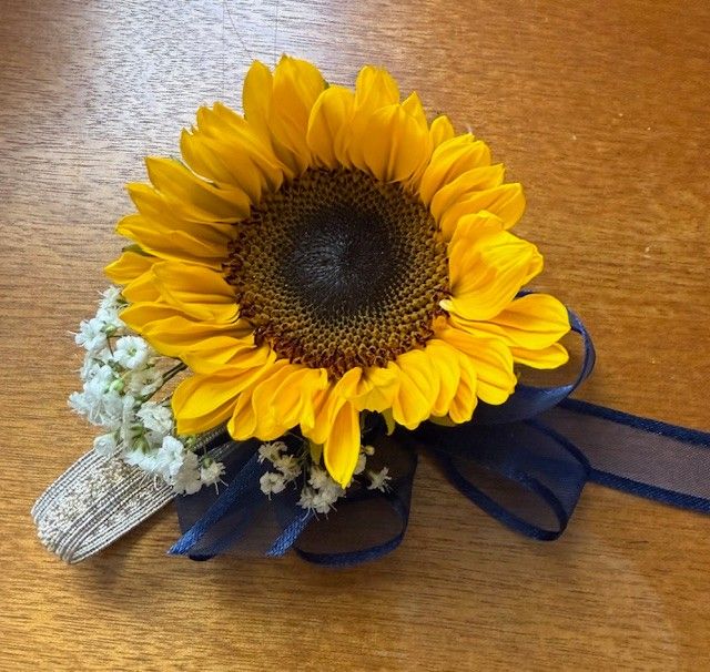 Corsage Buttonieres Flowers For Homecoming Wedding Prom 