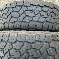 285-75-17 Toyo LT