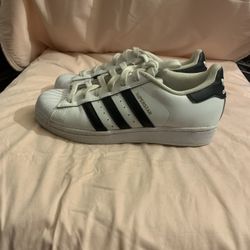 Adidas Superstar