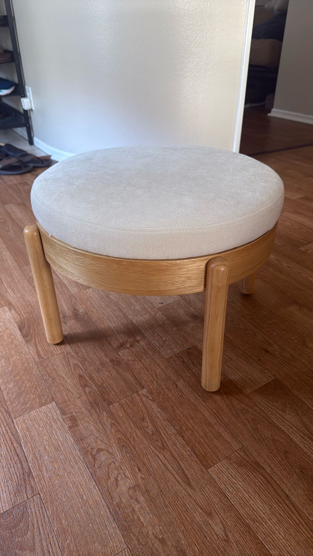 Target Threshold Foot Stool Ottoman