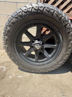 XD Series Wheel with Terrain Attack MT Tire