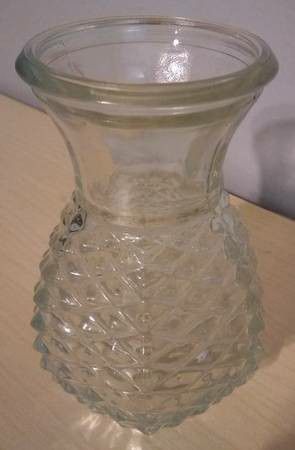 Sparkly Pineapple-Cut Glass Flower Vase