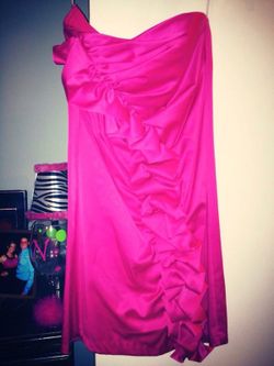 Gorgeous Von Maur hot pink formal dress!