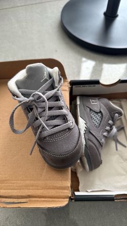 Baby shoes for sell
