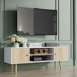 Cozy Castle TV Stand – Modern Oak & White Design