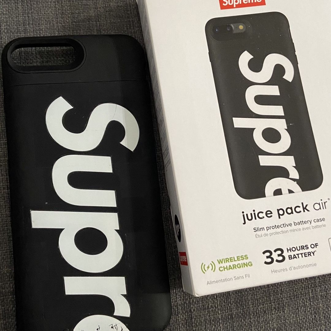 Supreme Mophie Black iPhone 8/7 Plus Charging Case Wireless