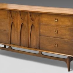 Mid Century Dresser By Broyhill Brasilia 