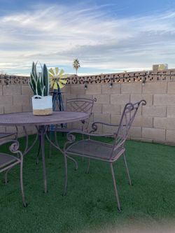 Metal Patio Set 4 Chairs $80