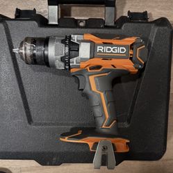 RIDGID 18V GEN5X Brushless 1/2" Hammer Drill - 780 in-lbs Torque - Compact Design