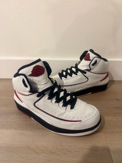 Nike Air Jordan 2 Retro GS White Red Black 308325-161 Youth Size 4 (women’s size 5.5)