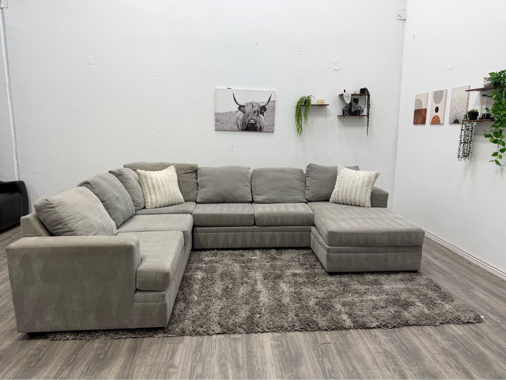 Living Spaces Sectional Couch - Free Delivery