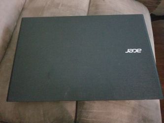 Acer aspire E15 E5-522-89W6
