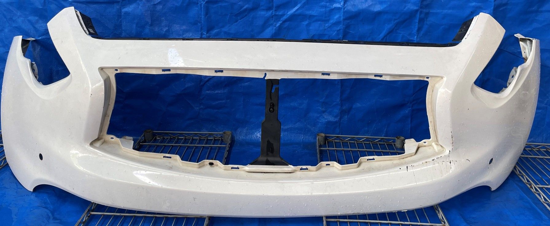 2012 2013 2014 2015 2016 2017 INFINITI FX35 QX70 FRONT BUMPER COVER WHITE QAA W/ PARK SENSOR