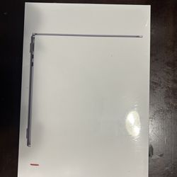 MacBook Air 13.6inch Sealed