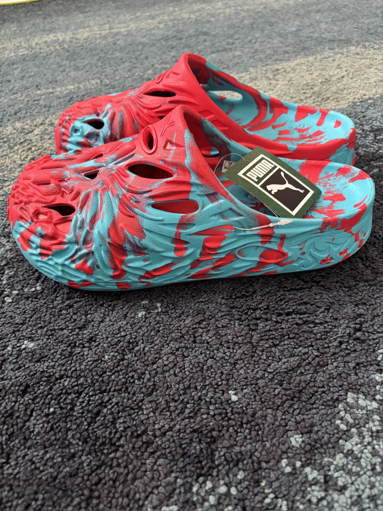 Puma LaMelo Ball MB.04 slides size 9