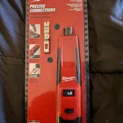 Milwaukee Punch down Tool