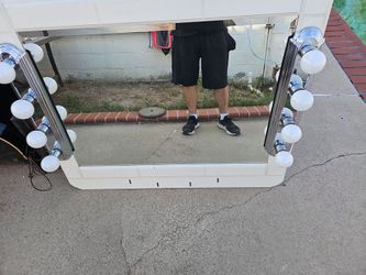 White mirror with Lights