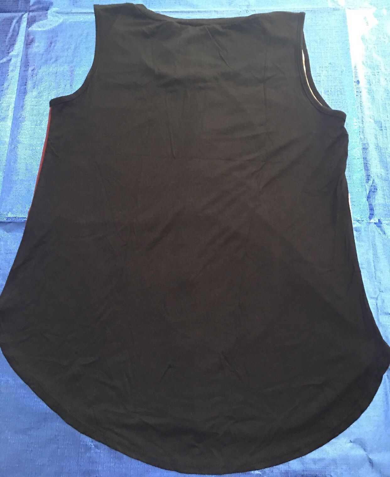 New Women’s Medium Size Sleeveless Shirt ~Measurements Listed!