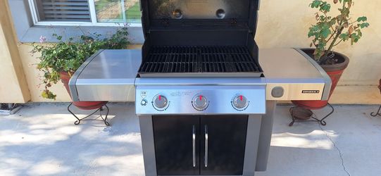 Weber Grill  Natural gas "