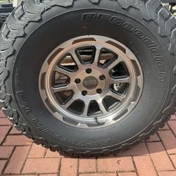 Black Rhino Rims w/tires