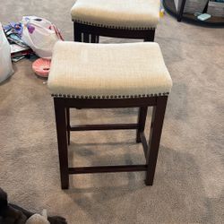 3 Bar Stools