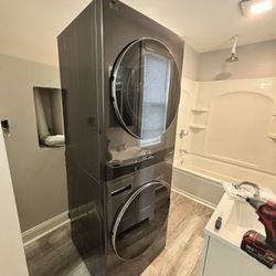 LG WashTower WKEX200HBA – Like New – Used Once – $700 OFF Retail