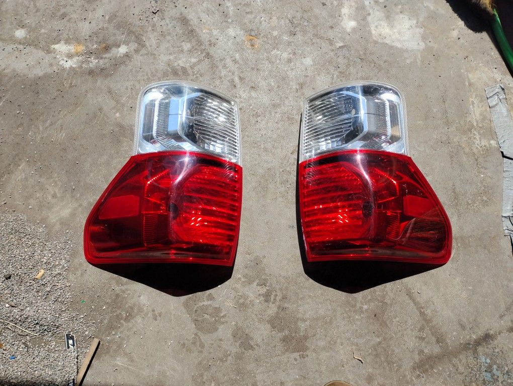 Tundra Taillights