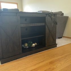 Table/TV stand