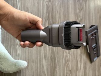 Dyson V 15 Brush