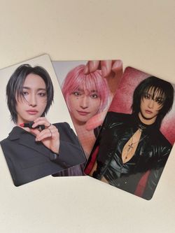 K-pop / Ateez  Photocards Lot of 3