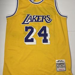 Kobe Bryant Lakers Classic Gold Jersey Men’s XL
