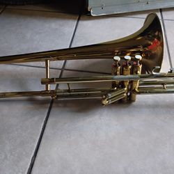 Getzen Valve And Slide Trombone 
