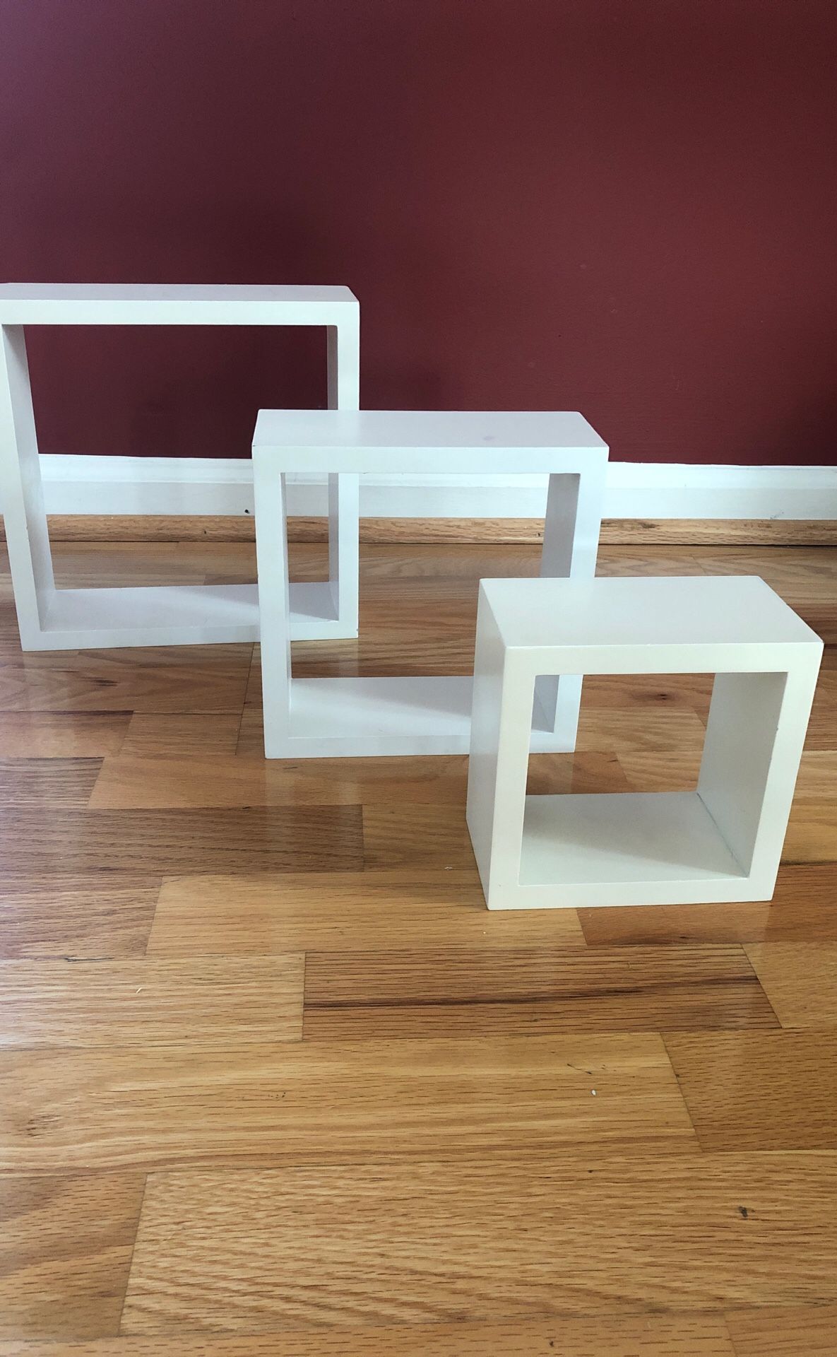 Set of 3 box wall shelves