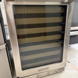 Electrolux Icon Wine Cooler/Refrigerator