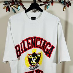  BALENCIAGA DIY COLLEGE COTTON GRAPHIC T-SHIRT SS23, Visit Our Profile For More Items Available…
