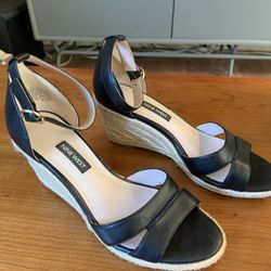 Women’s Shoes