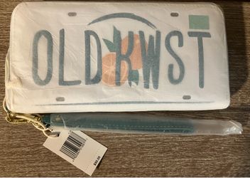 Disney Parks Exclusive Old Key West Resort Loungefly wristlet wallet(Brand new in packaging)
