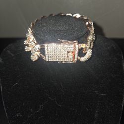 New Rose Gold Ice Out Tripple Box Lock Bracelet 