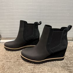 Toms Wedge Boots 