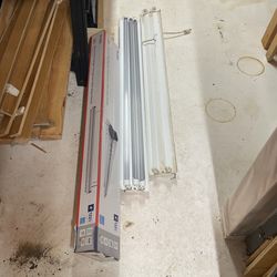 Fluorescent lights