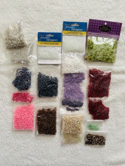 SEED BEADS LOT 001