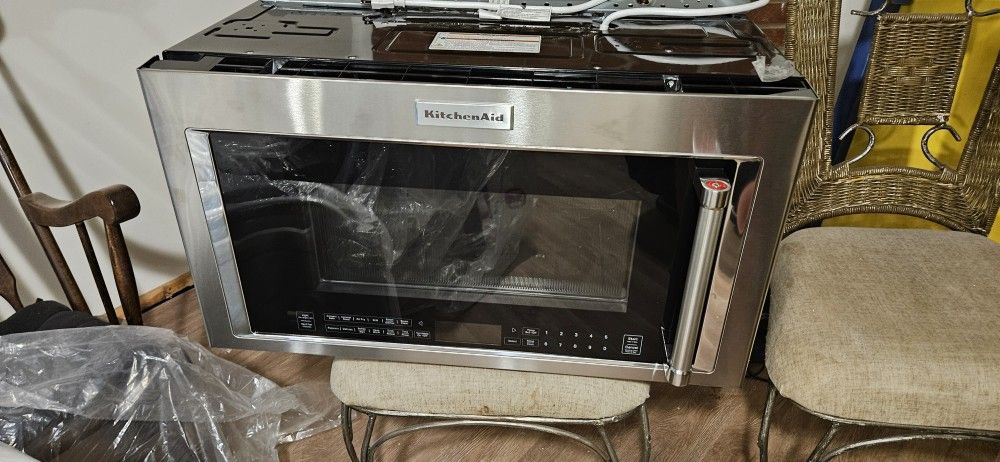 KitchenAid 1.9-cu ft Air Fry 29.9-in Over-the-Range Convection Microwave with Sensor Cooking