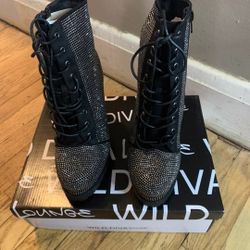 Ladies Size 10 Rhinestone Ankle Boots