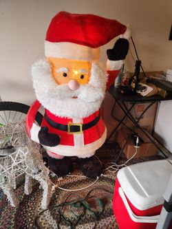 AIRLESS SANTA AND 2 REINDEER FOR THE YARD